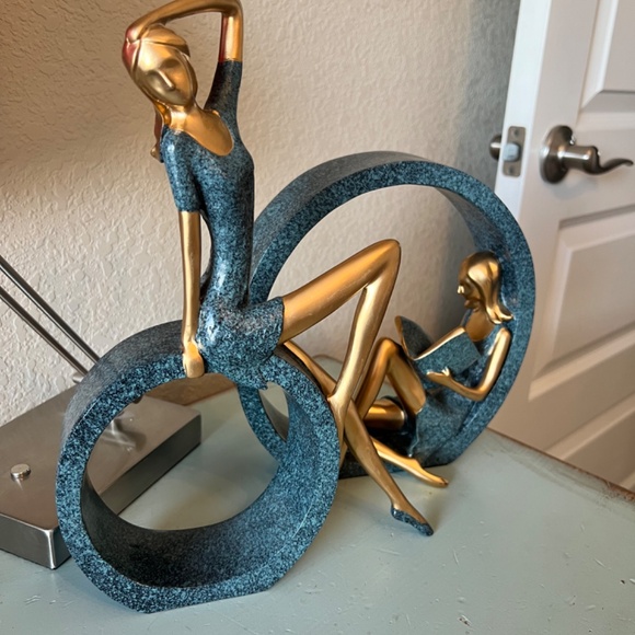 Creative Wisdom Women and Reading Girl Statue Figurines Bookends - Picture 5 of 5